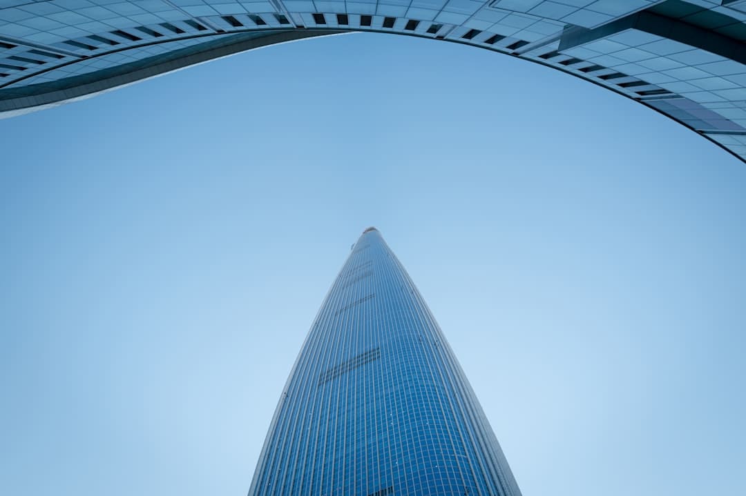 翟潇闻回应粉丝停工：谢谢还愿意与我同行的人